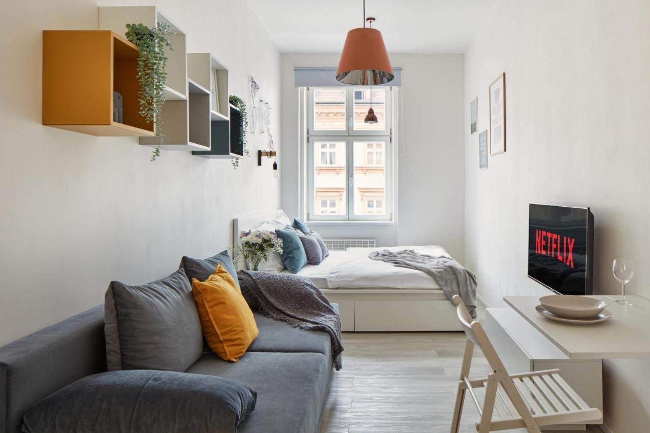 Prague Days - Stylish Apartment - Trendy Neighborhood ภายนอก รูปภาพ